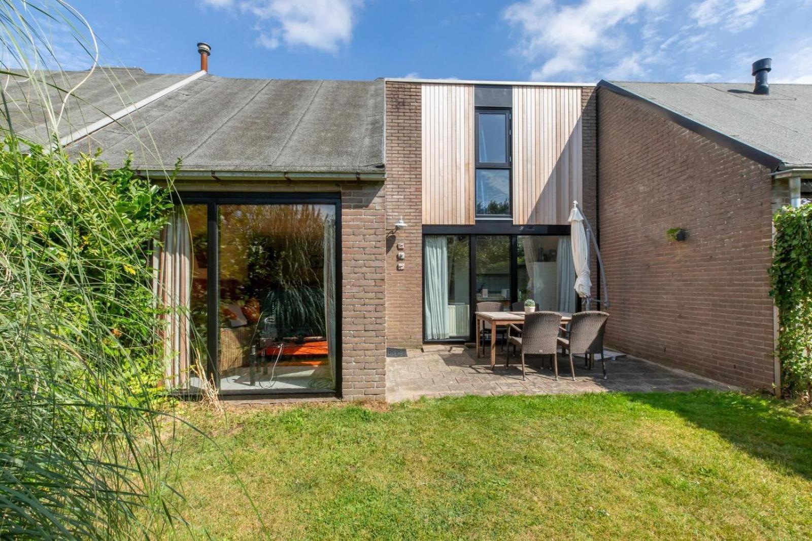 Vakantiehuis - De Haaijmanweg 5 | Burgh Haamstede 'Huisje 86' Exterior photo