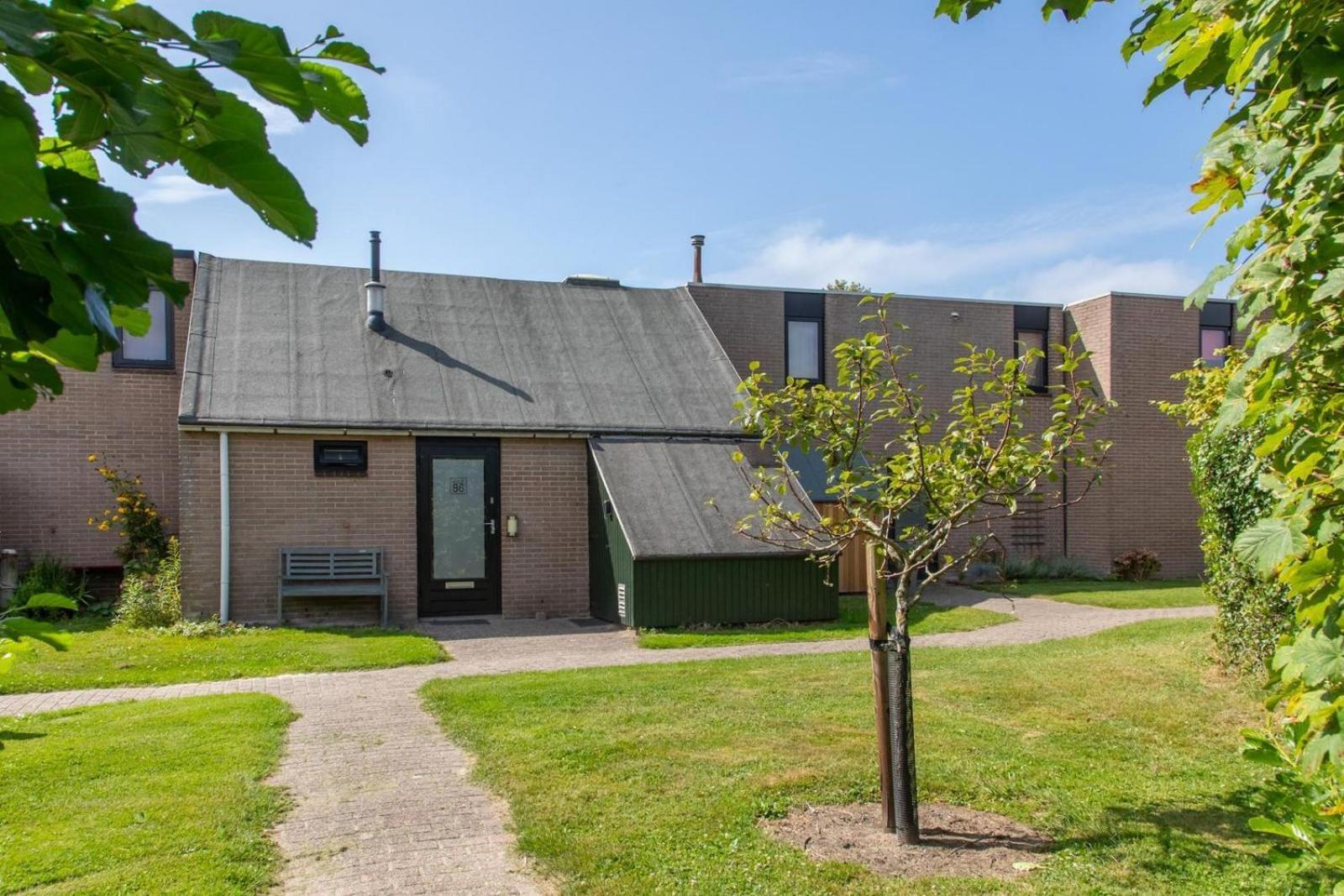 Vakantiehuis - De Haaijmanweg 5 | Burgh Haamstede 'Huisje 86' Exterior photo